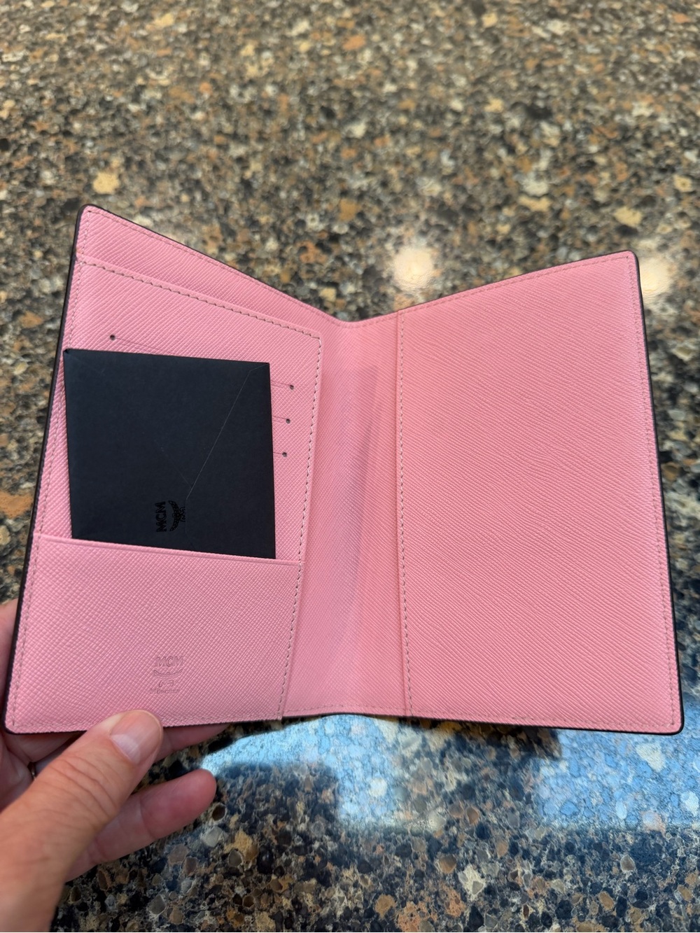 MCM Pink Logo Passport Cover with Gold Plaque new - Picture 5 of 6